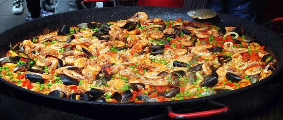 Paella pan