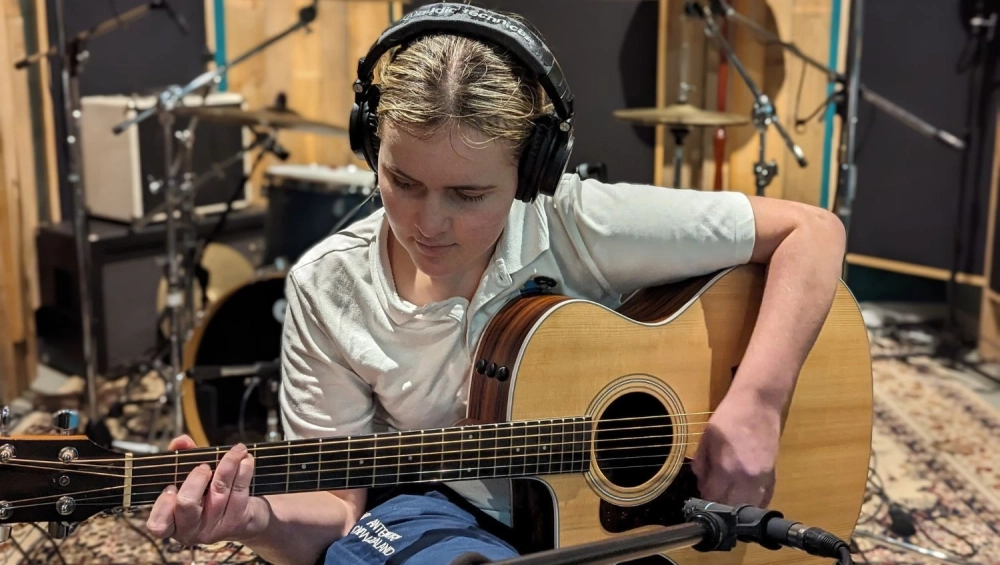 Poppy Carpenter in recording studio