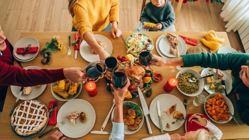 Seven ways to support somebody living with Dementia at Christmas