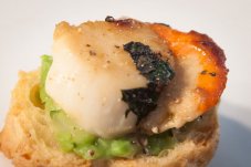 Delicious scallop treats. Image credit Whitianga Scallop Festival.