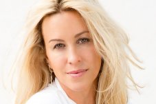 Whitianga Waterways Summer Concert 2018 – Alanis Morissette