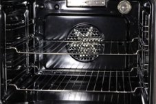 Clean oven by Coromandel Peninsula and Whitianga oven and bbq cleaning specialists
