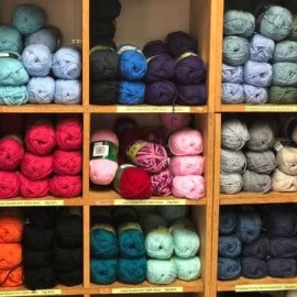 Coloured wool