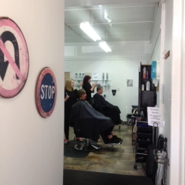 Barber Shop – Mens & Women Hairdressers