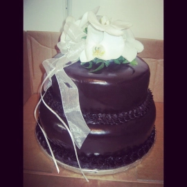 Tiered Wedding cake from Jandals Cafe and Catering in Whitianga