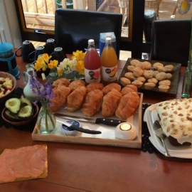 Cakes and food