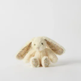 Chique Decor and Little Darlings