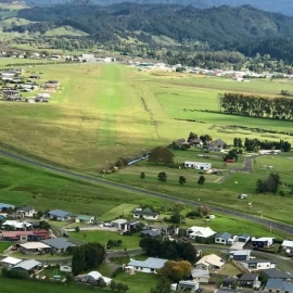 Whitianga airport Runway 22 Approach ro SW