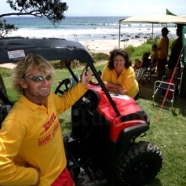 Sandie and Gary Hinds Hot Water Beach Surf life saving near whitianga