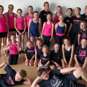 En Pointe Dance Studio Mid Year Showcase