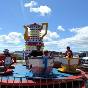 Teapot ride
