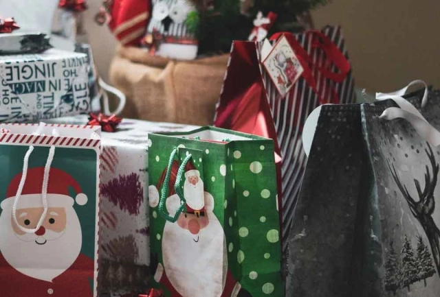 Guthrie Bowron Christmas pledging tree ready to bring Xmas cheer to local families