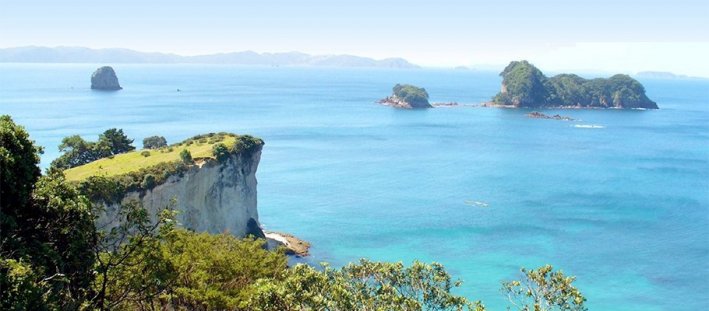 Te Whanganui-A-Hei (Cathedral Cove) Marine Reserve Te Whanganui-A-Hei (Cathedral Cove) Marine Reserve