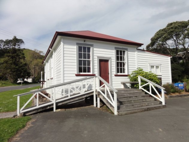 Front of the Kuaotunu Hall
